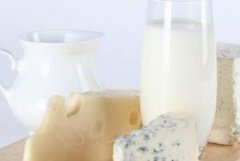 纯牛奶过期了如何利用 过期的纯牛奶有什么利用价值